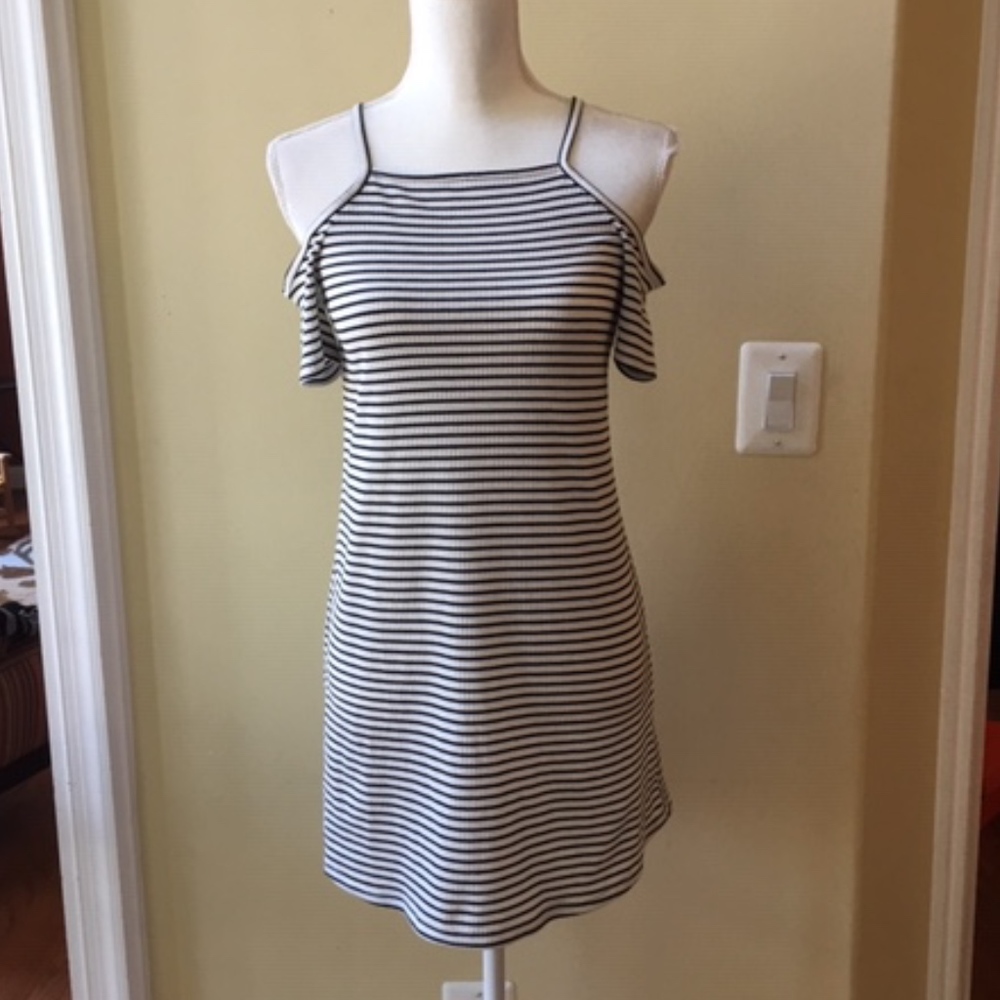 H & M Divided Striped Cold Shoulder Shift Dress
